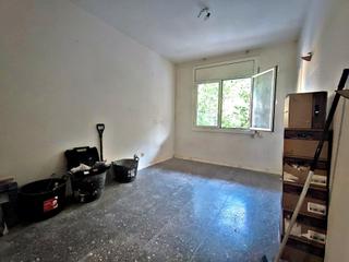 Piso  Carrer nou de la rambla. Se vende piso totalmente reformado!!