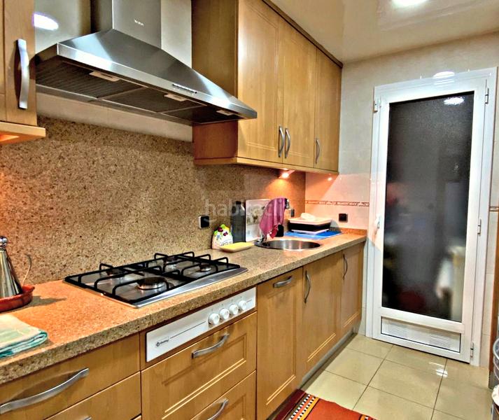 Foto a5f88e59-fa5e-45a6-a9b7-8e342679fa06. Piso con posibilidad de plaza de parking en la misma finca en Barcelona