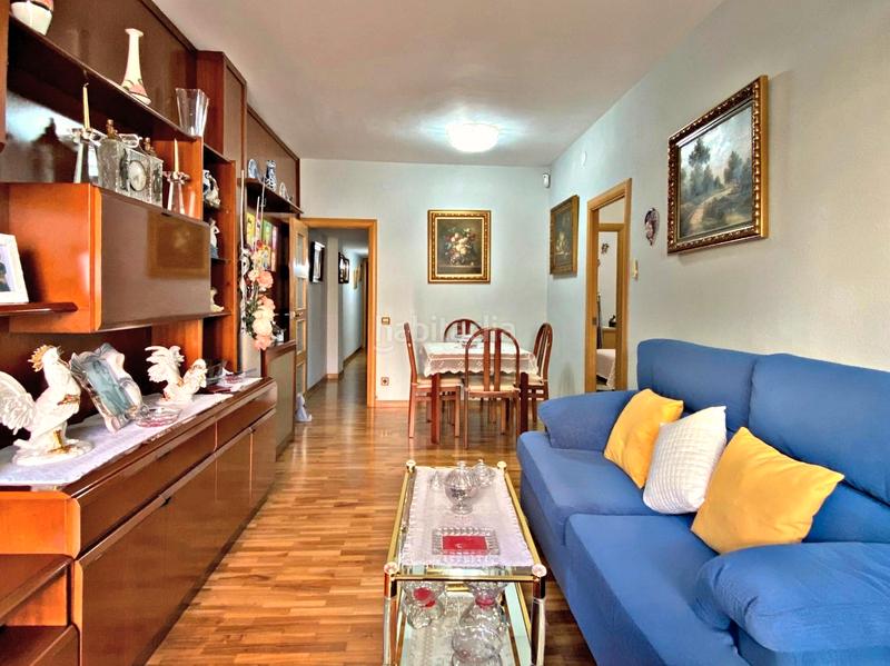 Foto c32f0d6c-3953-43a3-80e9-f68f8e206f68. Piso con posibilidad de plaza de parking en la misma finca en Barcelona