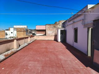 Attique à Collblanc. Ático en collblanc con una terraza de 40m2