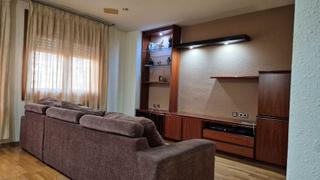 Etagenwohnung  Carrer d'àger 39. Ampli piso en la bordeta