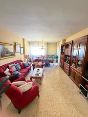 Pis a Jerónimos. Piso en venta en madrid