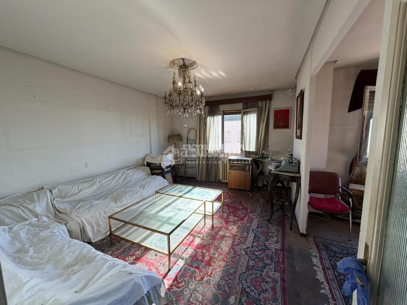 Foto 6348a8d1-2d27-4002-9a49-fa22cf39151e. Pis amb aparcament a Pacífico Madrid