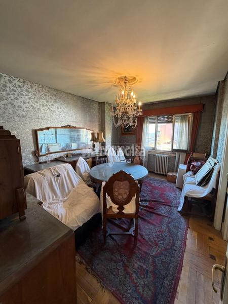 Foto dc9e12fc-a0d7-44b1-bbb5-a445b4051a46. Pis amb aparcament a Pacífico Madrid