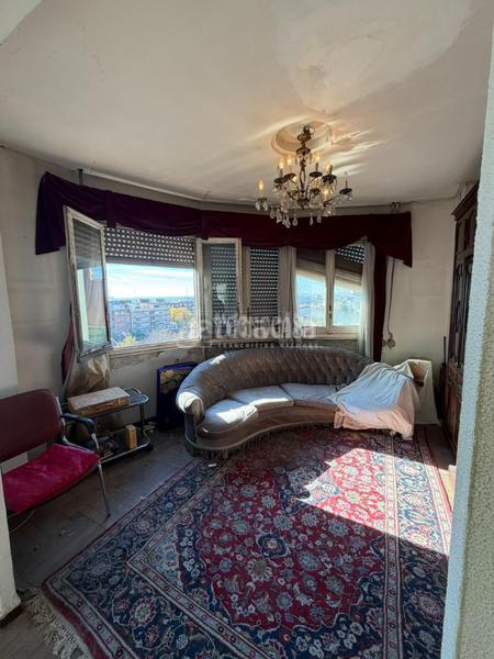 Foto f024becd-be3b-40b8-9cfd-58e4c37f3bfd. Pis amb aparcament a Pacífico Madrid