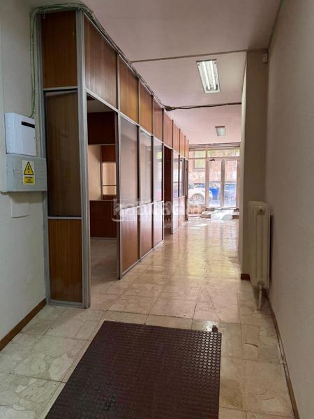 Foto 67724eab-a483-4b29-ba1e-74faf8104e1a. Rent office space with heating in Pacífico Madrid