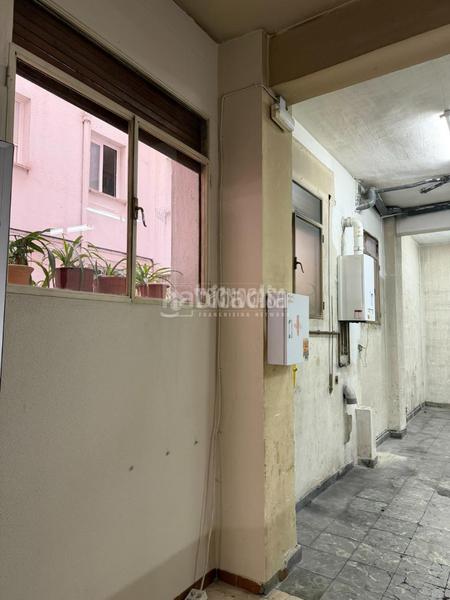 Foto d1b781f6-5ca6-42eb-a7df-8342165de9ae. Rent office space with heating in Pacífico Madrid