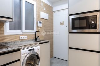 Flat in Jerónimos. Piso en venta en madrid