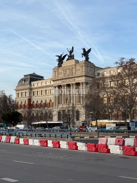 Foto 4fbdbaf2-8de5-45b5-9435-56bc250ef800. Pis amb calefacció a Jerónimos Madrid