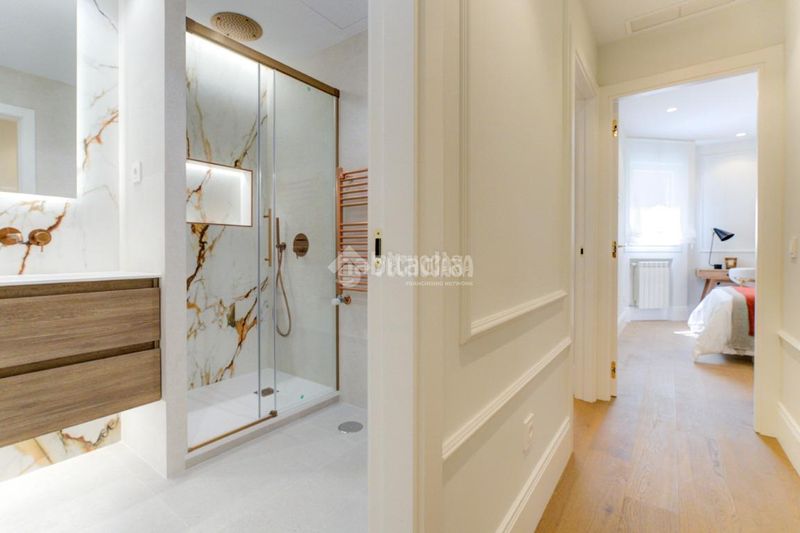 Foto 00be390b-12ca-4dd4-9748-a36a09f32d15. Piso  en venta en Pacífico Madrid