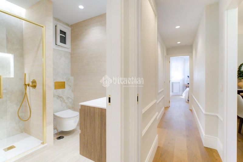 Foto 8a1d1327-026a-49df-b886-ca207923e192. Piso  en venta en Pacífico Madrid