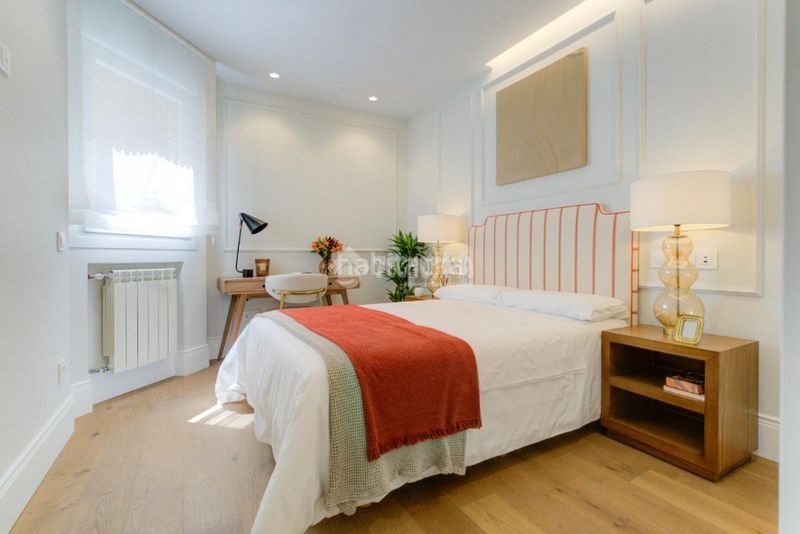 Foto c8665514-d94b-4699-b2fb-a9141f520b91. Piso  en venta en Pacífico Madrid