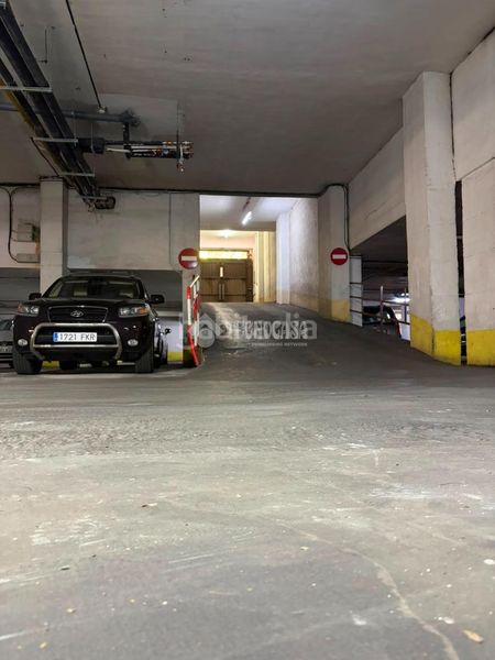 Foto 9f43ea44-7074-4de5-9170-5942642c413b. Aparcament cotxe a Pacífico Madrid
