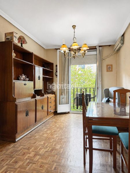 Foto 095c1b1b-286a-40c5-88da-22dca593bdc7. Piso  en venta en Pacífico Madrid