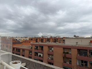 Flat in Pacífico. Piso en venta en madrid