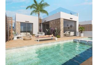 Chalet con piscina en Los Alcázares (Murcia)