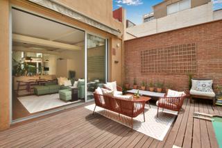 Appartement à El Poble Sec - Parc de Montjuïc. Espacio único de diseño con terraza y piscina  proyecto crü stud