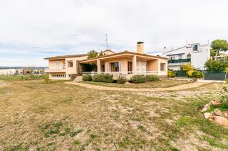 Casa a Carrer de la pedrera 8. Exclusive villa in sant antoni de calonge, just 400 meters from