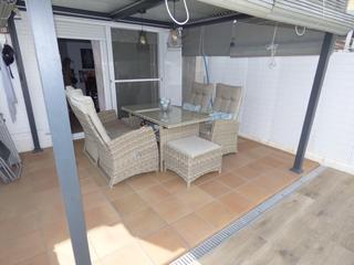 Casa a Palafolls. Encantadora casa en el centro de palafolls con piscina climatiza