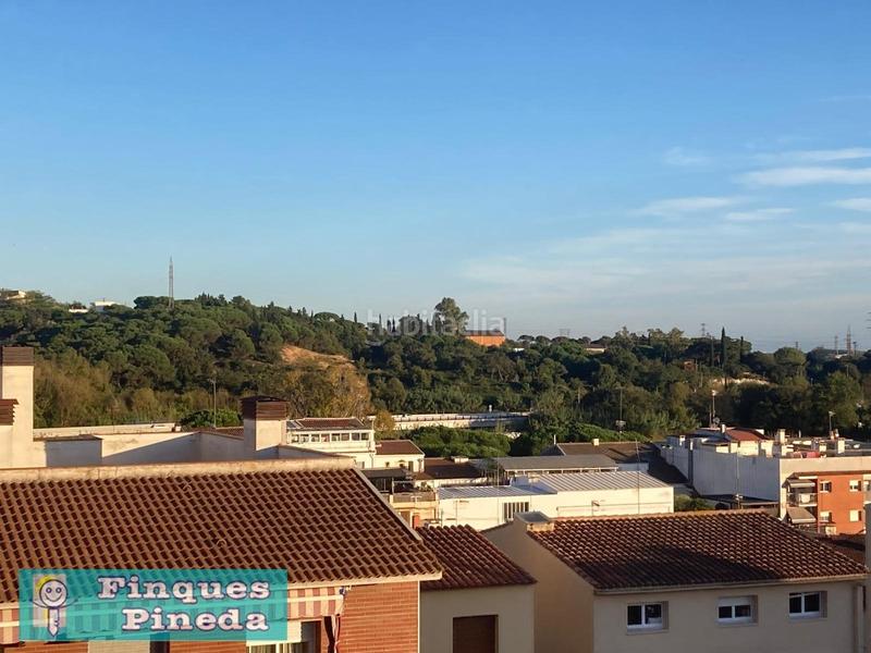 Foto b01aa1d4-db34-465f-848b-b0a09b3bd5b1. Edifici a Sant Pere Tordera