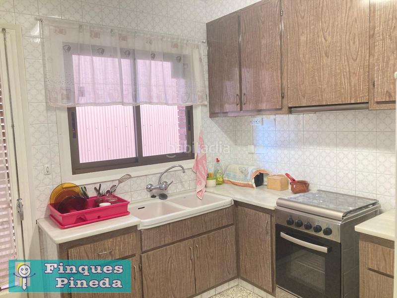 Foto ffd60313-4a88-4e81-8514-f04de4b13651. Edifici a Sant Pere Tordera