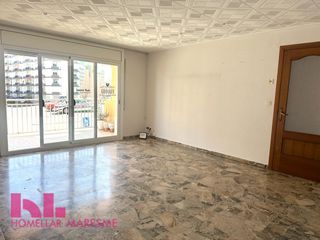 Etagenwohnung in Calella. Llum i amplitud espectacular pis amb gran balcó i vistes