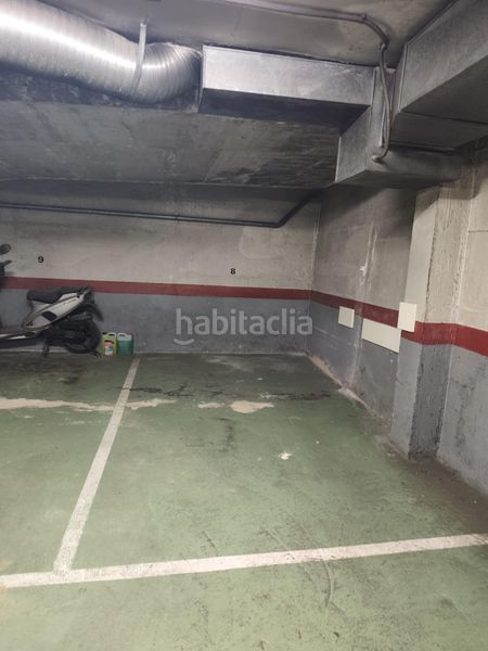 Foto 664d9b7e-bd4d-40d3-9d1f-3671514e6a96. Aparcament cotxe a Calella