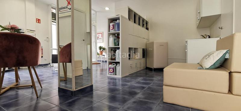 Foto 5ac1af37-bd1e-4cf0-9246-e1fdc12dc5d3. Alquiler local comercial local en alquiler ideal para múltiples negocios en Malgrat de Mar