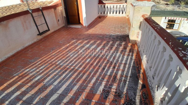Foto a12c8946-39d0-4342-87b9-211784d0c8f5. Chalet avec chauffage parking piscine dans Yecla