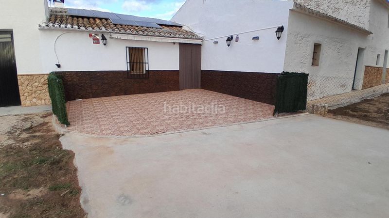 Foto ee20cf02-39ec-43a4-bfd2-f000cdb5b759. Casa a Yecla