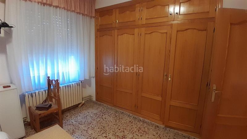 Foto 5e1d2ee3-2397-4c01-979b-d6f27ac9973d. Chalet  con piscina a 1 km en Yecla