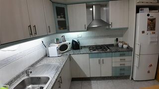 Pis a Yecla. Piso con ascensor y 2 patios en yecla