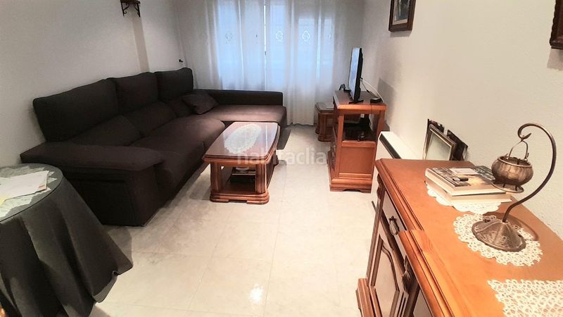 Foto cda4a6e5-9f1d-4dca-adf2-1ac588166e35. Flat with heating in Yecla
