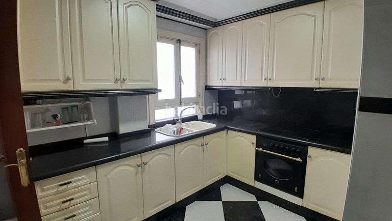 Foto 79f62764-b48b-467e-930a-3583875c8065. Flat with heating in Yecla