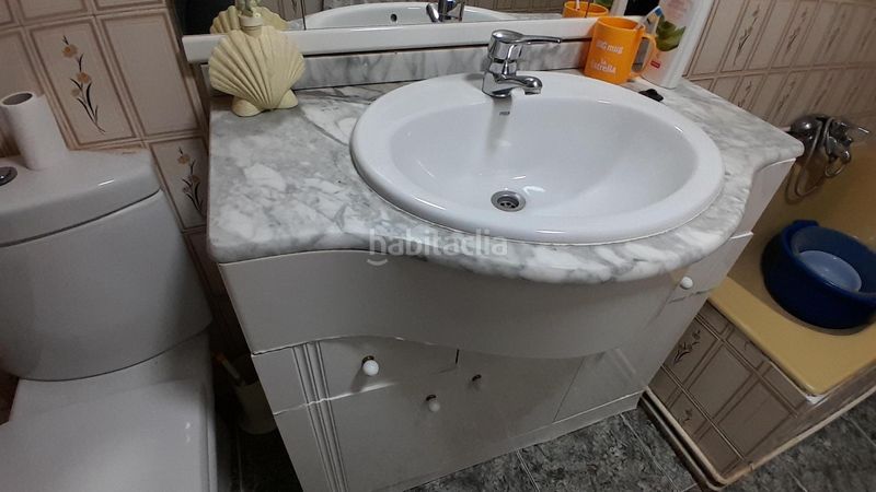 Foto 1d12f2f6-3157-4721-b5f0-af9113467ac8. Casa amb aparcament a Yecla