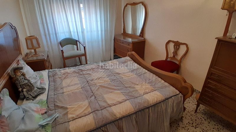 Foto 5b2085d6-5456-4280-ba9f-a4d1ffc06aa3. Casa amb aparcament a Yecla