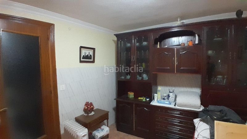 Foto c9cb8c32-1e19-4f5f-8fe0-01c360db7b4e. Casa amb aparcament a Yecla