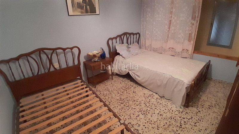 Foto d012e11e-d4a7-46c4-8ef0-d7147356585f. Casa amb aparcament a Yecla