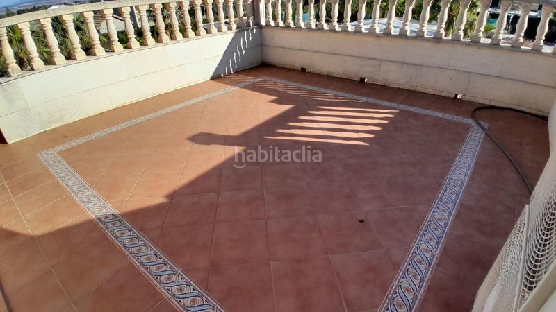 Foto b86216f1-5437-4b88-b0b5-783082017e84. Xalet amb aparcament piscina a Yecla