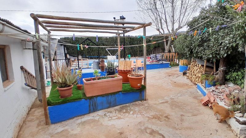 Foto 64527d17-5a91-4a6e-8711-a74c6186e441. Casa amb aparcament piscina a Yecla