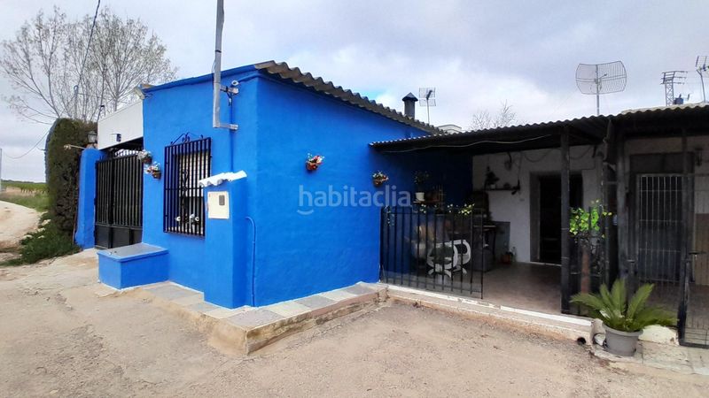 Foto ee09288d-6513-4a1d-bf08-6f1e01bcc4a2. Casa amb aparcament piscina a Yecla