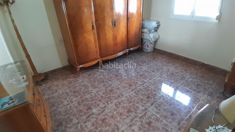 Foto 38f15bbf-593f-4a7c-91f6-02eb3fd2917e. Casa amb aparcament a Yecla