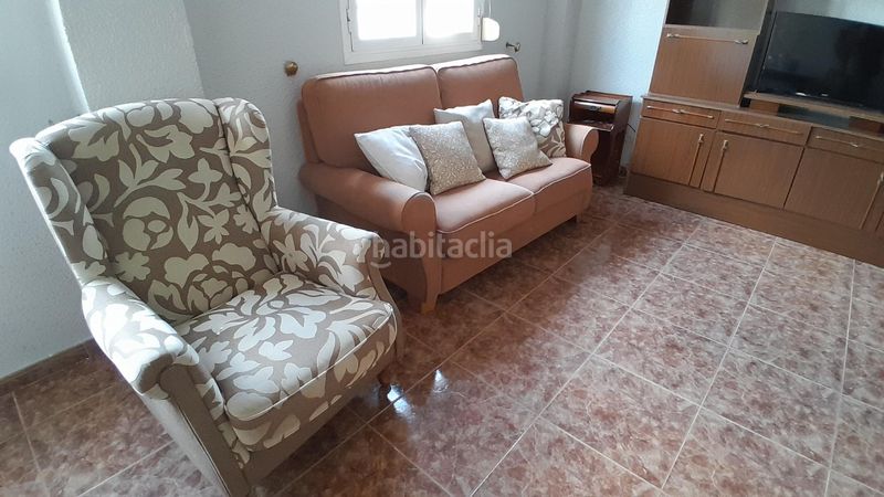 Foto ceaee086-47c5-44ac-bfe7-9230cb5b59e2. Casa amb aparcament a Yecla