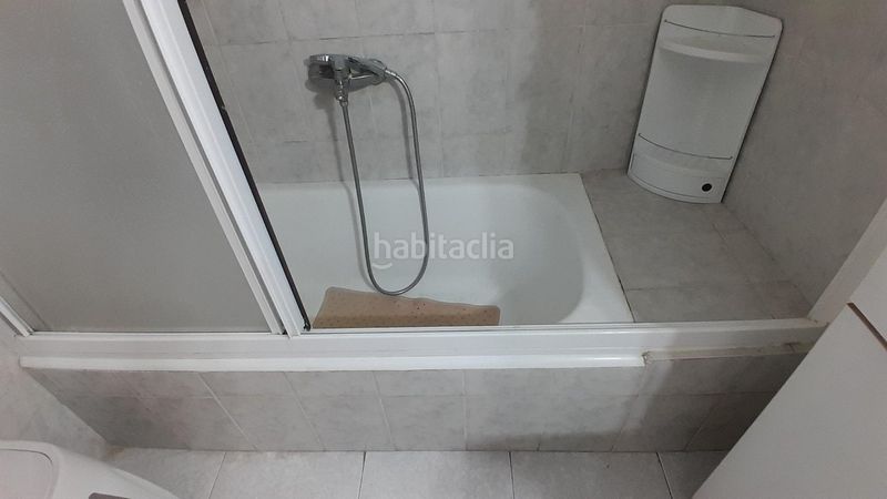 Foto dddd50c0-7a7a-473a-b574-32fda16b0f70. Casa amb aparcament a Yecla