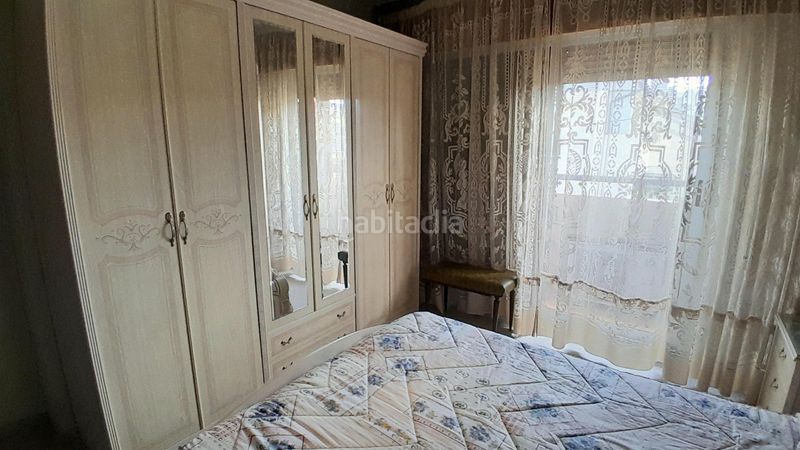 Foto d5b80599-aeef-4b09-9b69-3744c373c981. Casa con riscaldamento parcheggio in Yecla