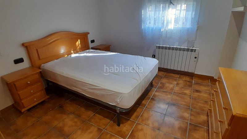Foto 516a0bdb-c5b2-41b2-b1c4-f29d2ca46ac8. Xalet amb calefacció aparcament piscina a Yecla