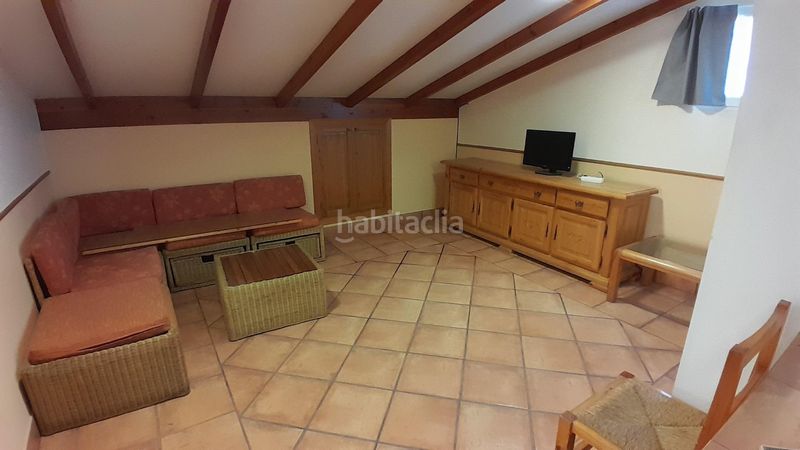Foto fb58ea7f-6d8c-43c6-b72a-1369b653b126. Xalet amb calefacció aparcament piscina a Yecla
