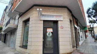 Rent Business premise  Calle de la rambla. Locales  comercial centricos  en yecla