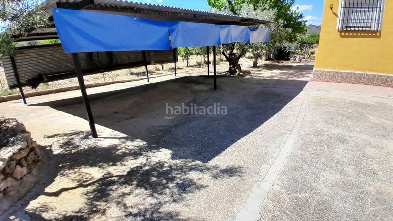 Foto b81c0ddc-28f7-4754-8b34-e3a71d00c2f5. Xalet amb aparcament piscina a Yecla
