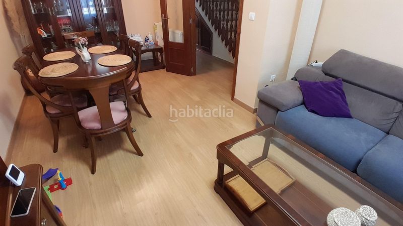 Foto 0e888c48-8ff5-4855-88ca-f4e74ca62fbf. Casa adossada amb aparcament a Yecla